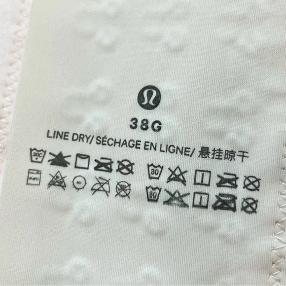 LULULEMON BABY PINK MOLDED CUP SPORTS BRA SIZE 38G Comfortable Barbie Workout - Picture 4 of 6